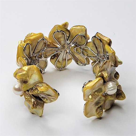 Yellow Shell and Pearl Adjustable Cuff Bracelet Bangle - NEW - Picture 8 of 13